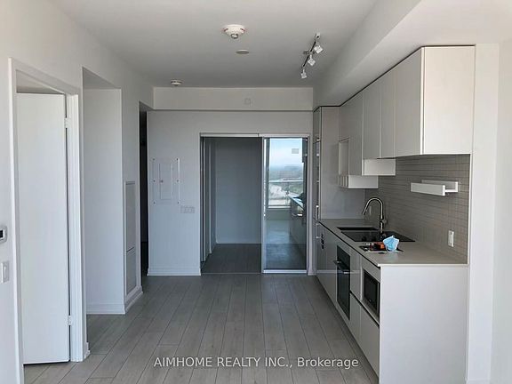 4th image of 898 Portage Pkwy #3207