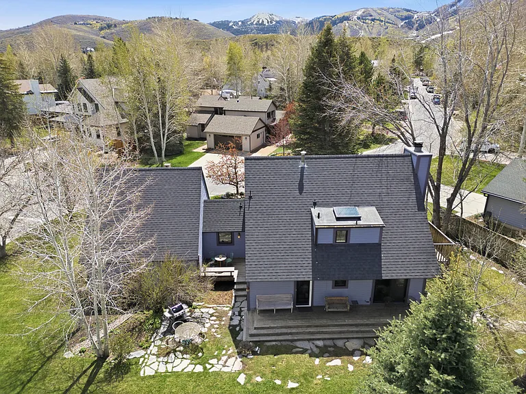 2635 Little Kate Rd — Photo 35