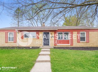 8413 E 37th Pl, Indianapolis, IN 46226
