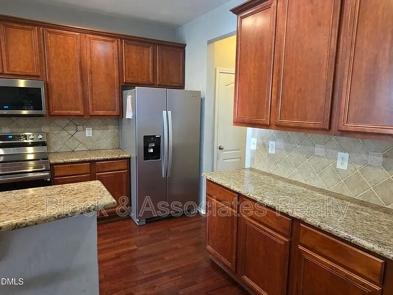 Building Photo - 8208 Stone Cellar Dr