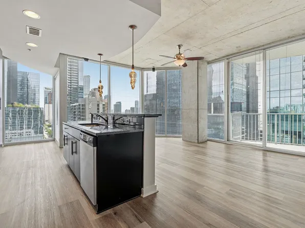 360 Nueces St APT 1701, Austin, TX 78701