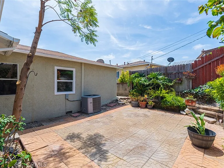29119 S Highmore Ave — Photo 31