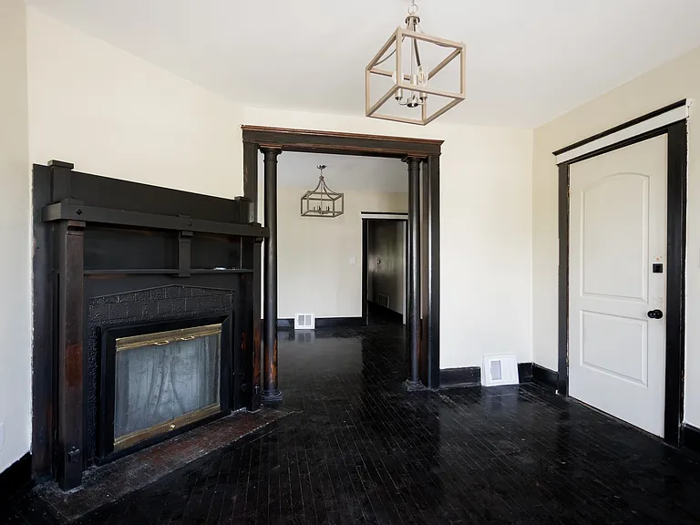 268 E Euclid St #2E — Photo 4