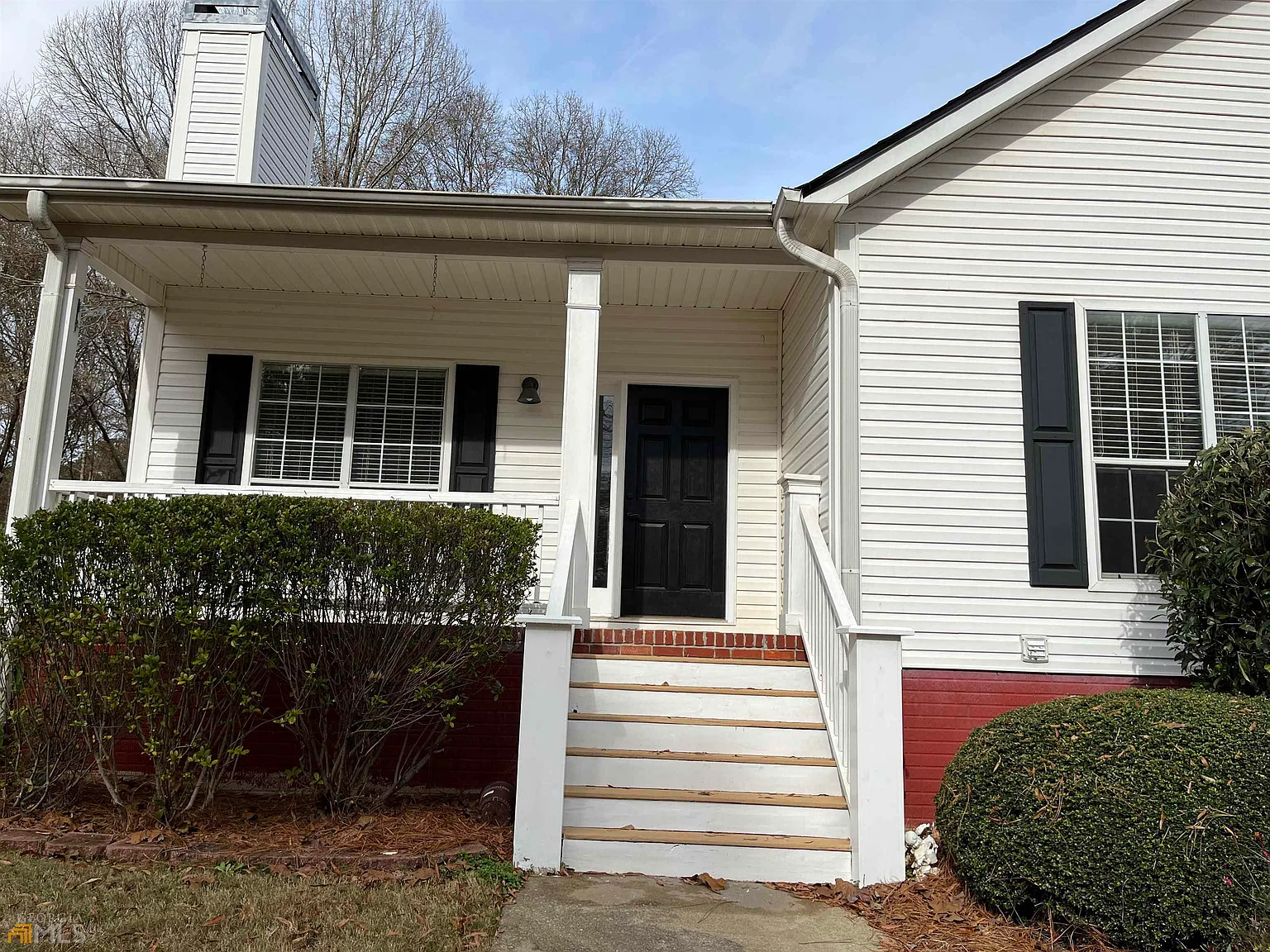 4 bed, 3.0 bath, 2201 sqft, $2,600 — Photo 3