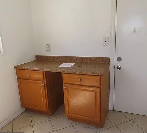 4th image of 819 Oglethorpe St NE