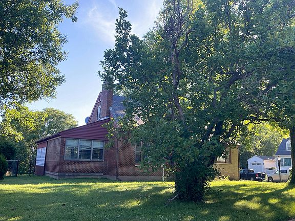 3rd image of 3307 Poinciana Rd