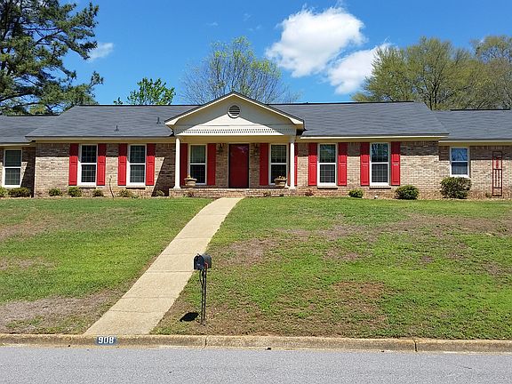 2nd image of 908 Lakeside Pl