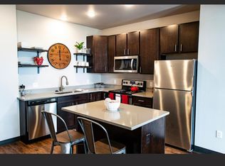 430 SE Laurel St, Waukee, IA 50263