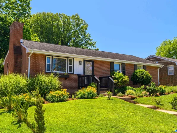 204 Camellia Dr, Charlottesville, VA 22903