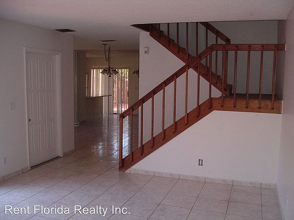 3rd image of 1714 Forest Lakes Cir APT B