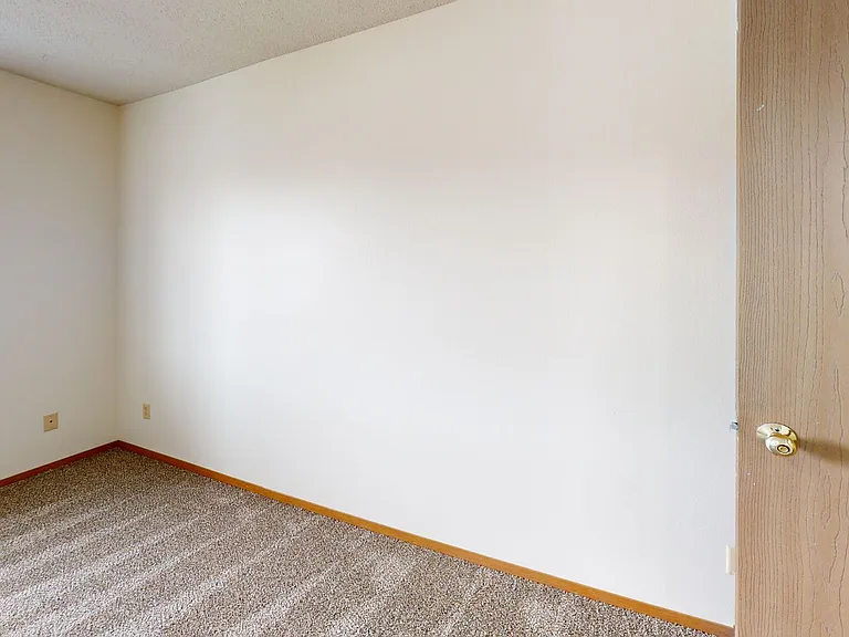 Archway Apartments — Photo 13