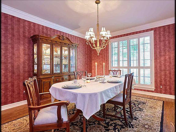 2nd image of 18973 Lakeshore Dr
