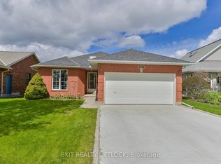 2498 Marsdale Dr, Peterborough, ON K9L1R4