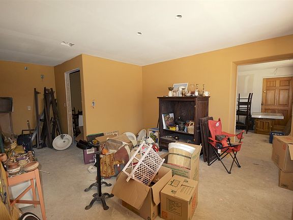 4th image of 1151 Grand Ave