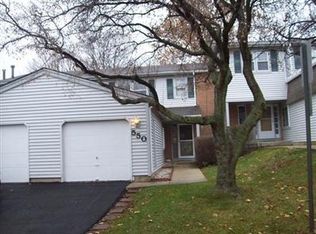 550 Fuller Ln, Bolingbrook, IL 60440