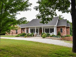 3889 Farm Road 1040, Monett, MO 65708