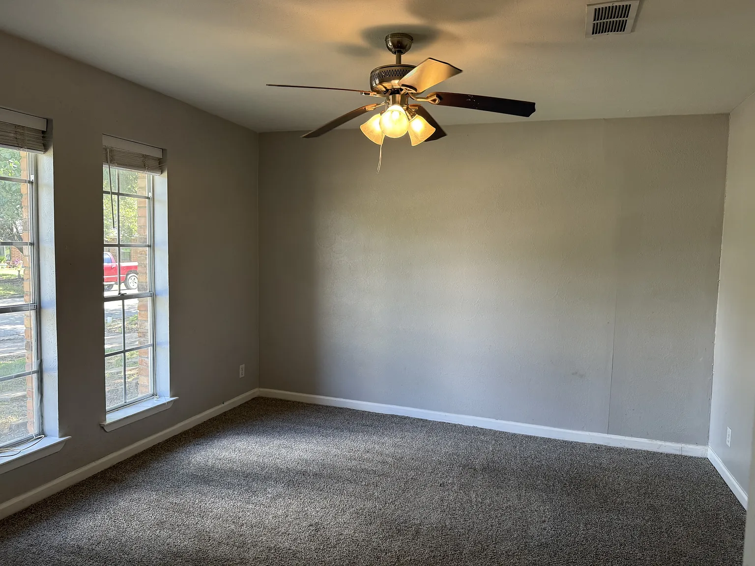 1833 Skyline Dr, Sherman, TX 75092 - 1 — Photo 3
