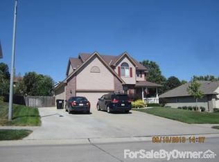 1014 Hogan Dr, Papillion, NE 68046