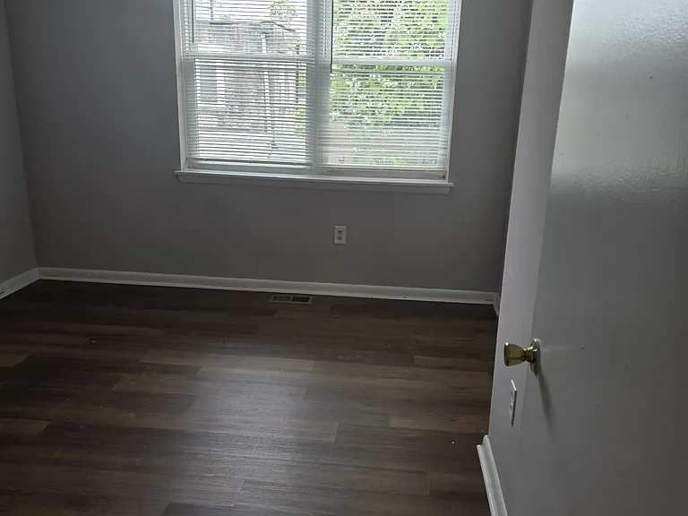 4206 W Girard Ave — Photo 8