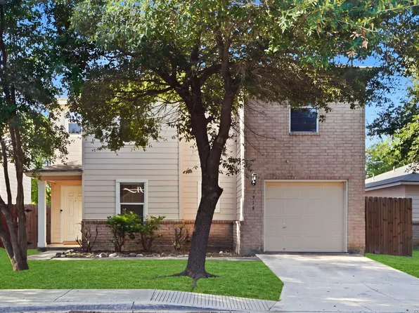 7918 Meadow Way Ct, San Antonio, TX 78227