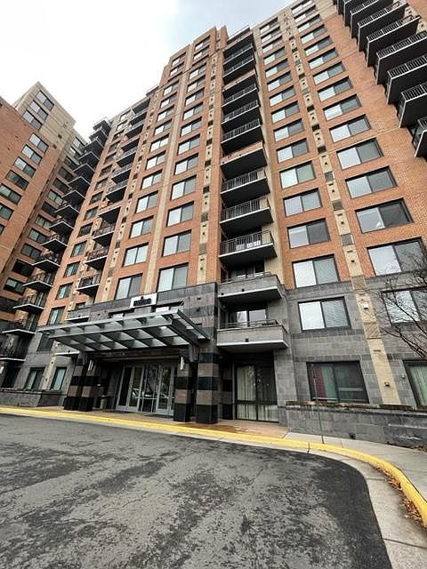 1st image of 2451 Midtown Ave #408
