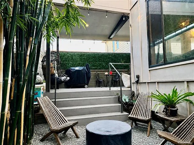 2849 Danneel St — Photo 16