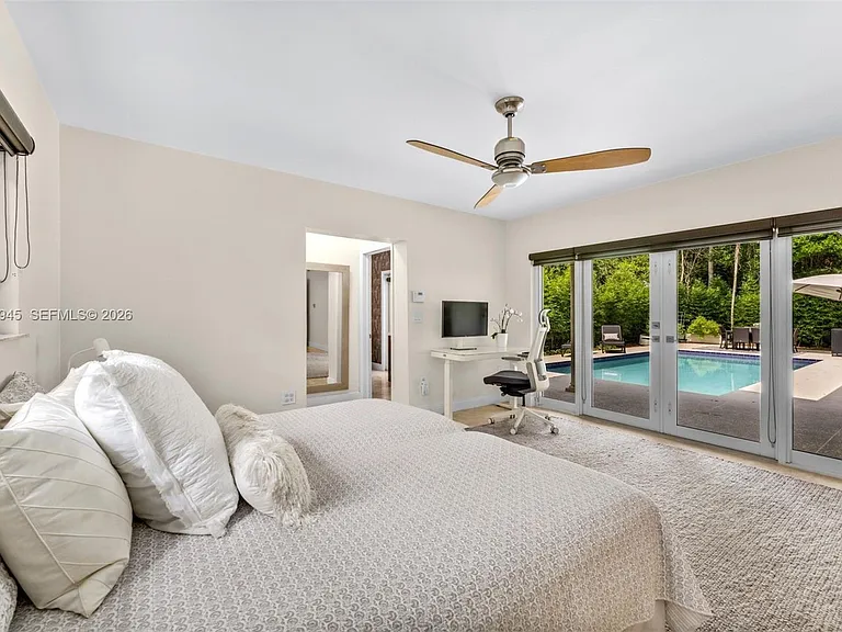 611 Santurce Ave — Photo 15