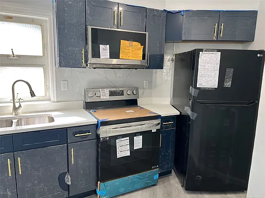 Rented by Chase Global Realty Corp | media 3