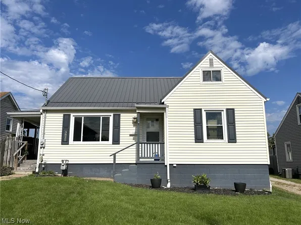 3825 Marlamont Way, Weirton, WV 26062