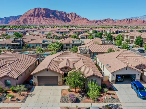 3837 W Lazy River Cir #110, Santa Clara, UT 84765