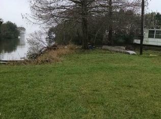 8901 Lake Peigneur Rd, New Iberia, LA 70560