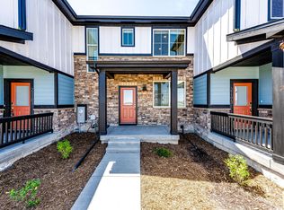 21181 E 63rd Dr, Aurora, CO 80019