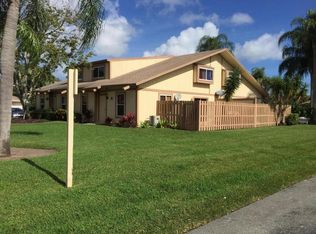 352 Maplecrest Cir, Jupiter, FL 33458