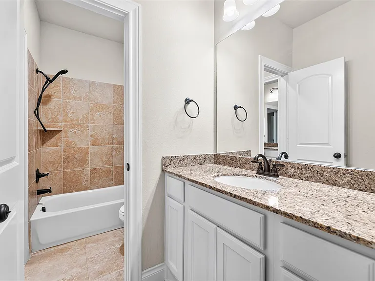 2822 Juniper Pines Ln — Photo 38