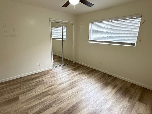 5th image of 3105 E 6th St APT A