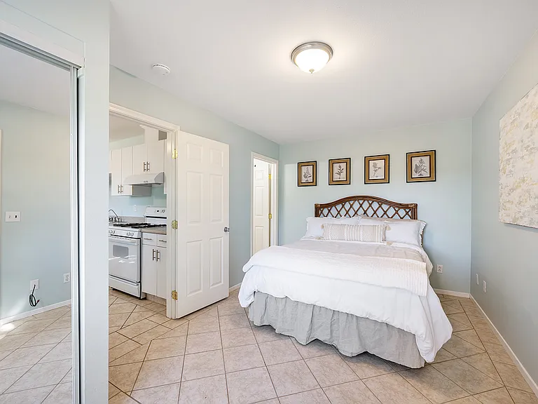 2040 Ferndale Rd — Photo 9