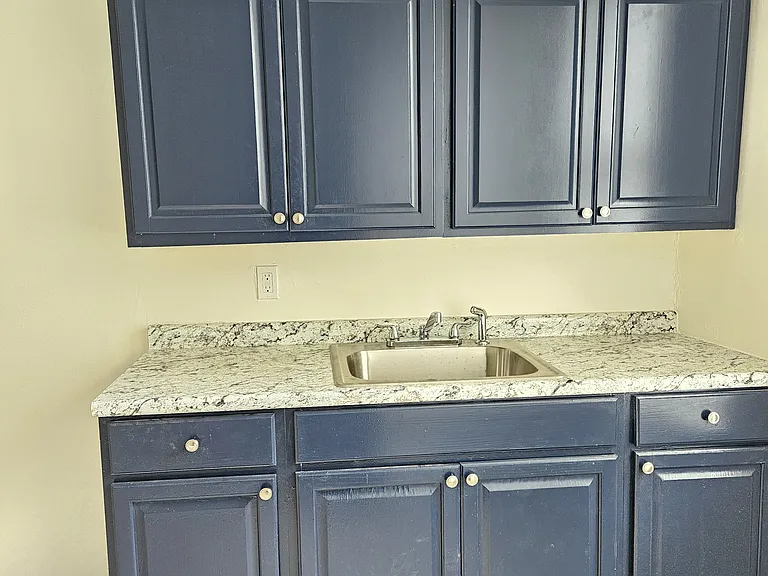 5887 Page Blvd #1E — Photo 13