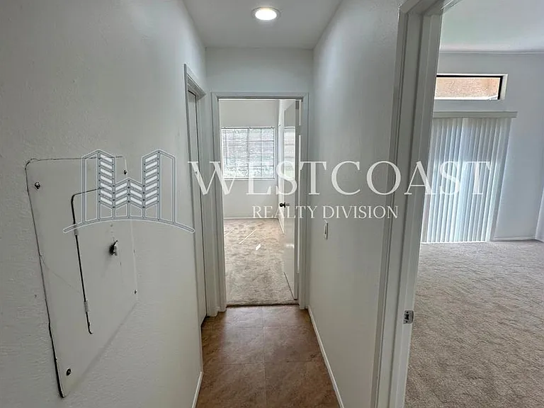 2823 Andover Ave — Photo 14
