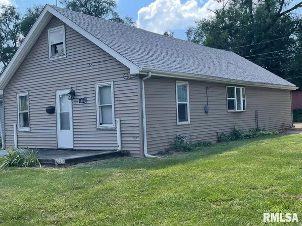1401 S 14th St, Pekin, IL 61554