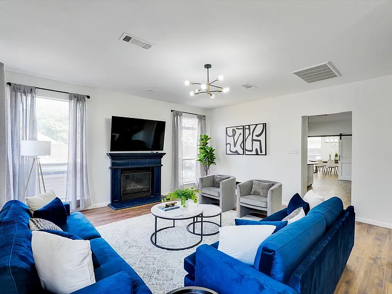 5832 Clear Creek Dr — Photo 4
