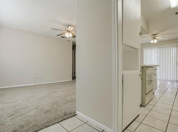 3rd image of 2305 Motley Dr
