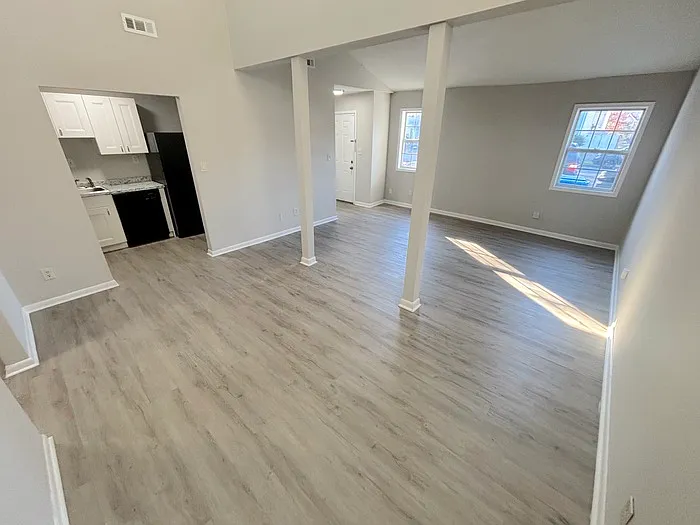 176 S Kentucky Ave — Photo 6