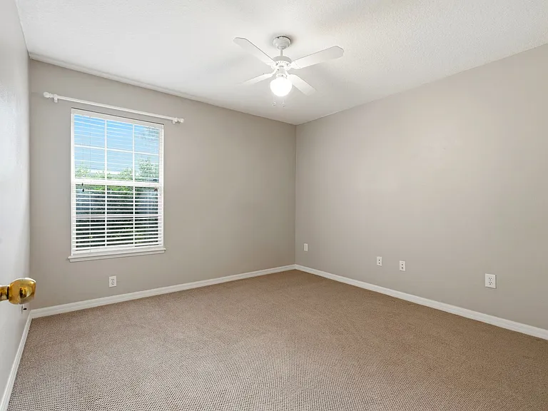 6831 SW 80th Dr — Photo 14
