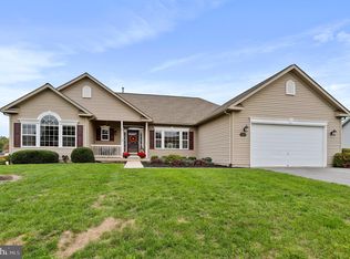 2871 Big Dipper Ln, Chambersburg, PA 17202