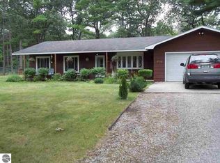 6055 Stagecoach Trl, Oscoda, MI 48750