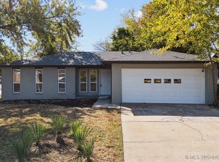 16408 E 2nd St, Tulsa, OK 74108