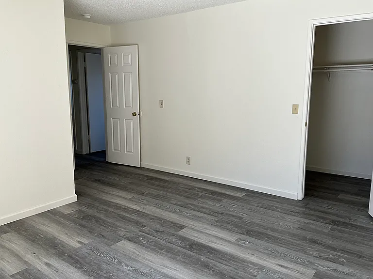 5 Baywind Ct — Photo 13