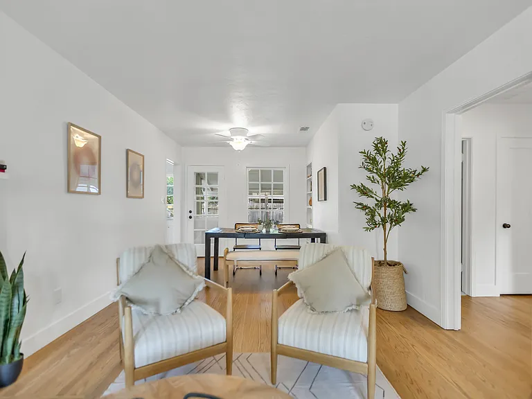 1539 Maryland Ave — Photo 28