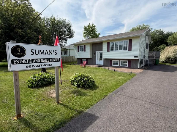 113 Philpott St, Pt Hawkesbury, NS B9A 2H1