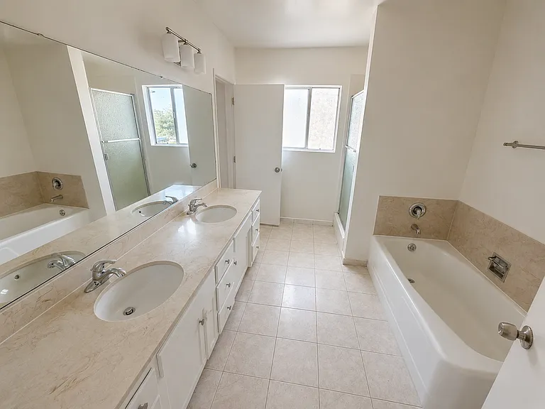 380 S Mentor Ave #5 — Photo 7